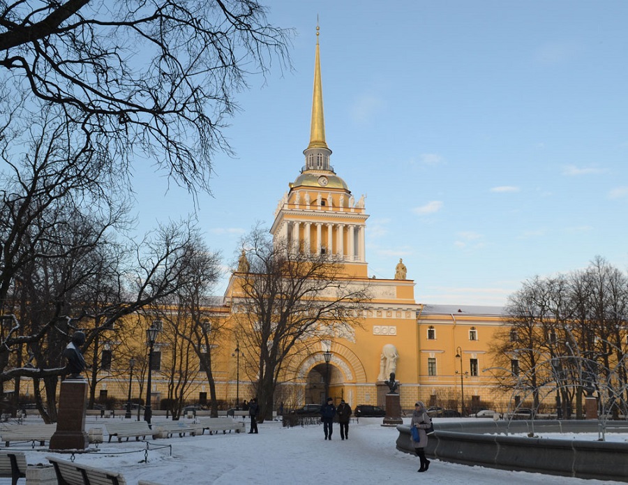 Адмиралтейство-в-Петербурге_004